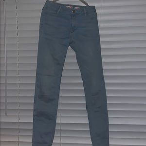 Meet your Posher, Najma